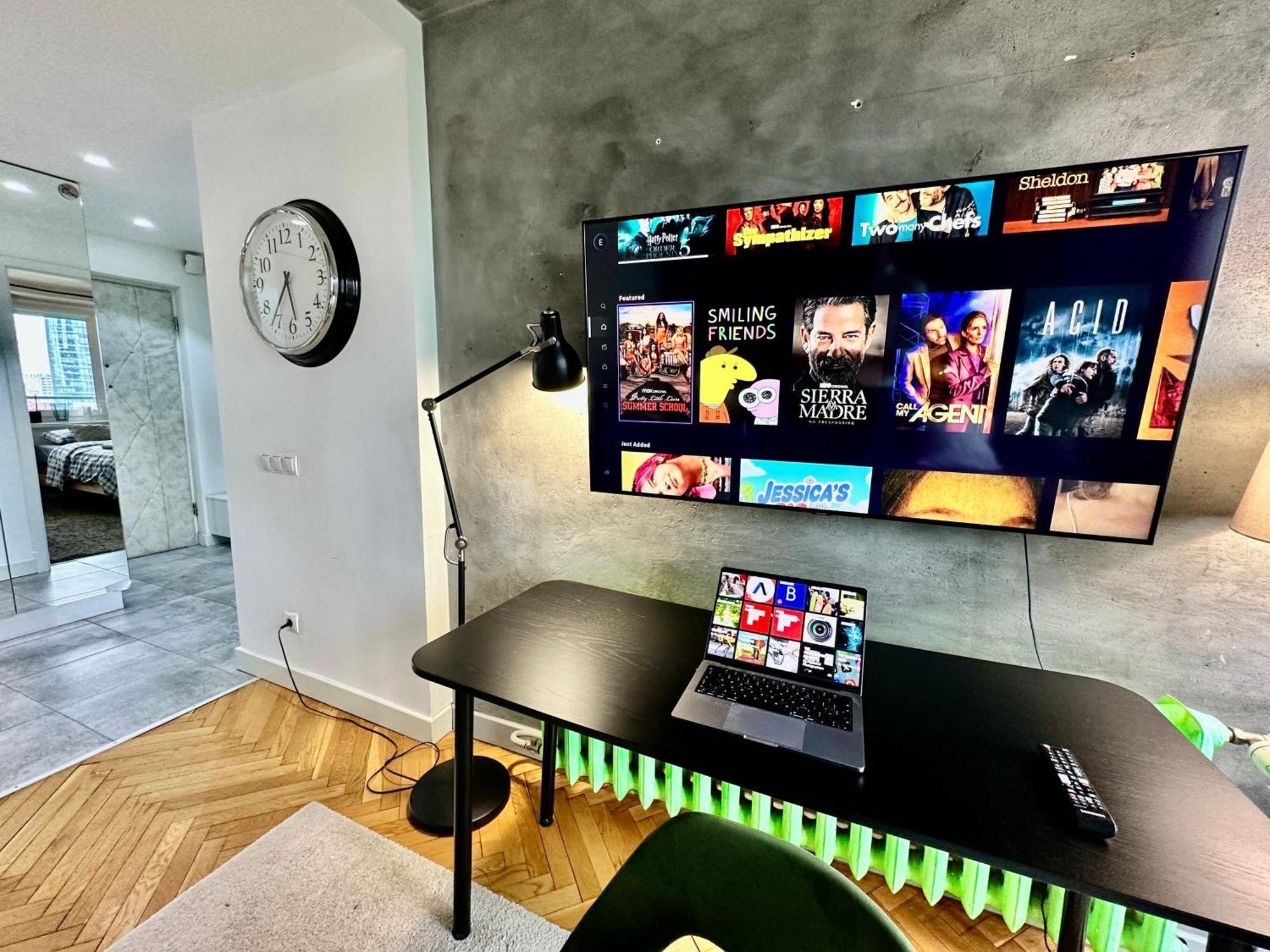 Palace 2 Wifi 600 Mbs 55'Tv Netflix Hbo 2Xmetro Appletv Warszawa Eksteriør billede