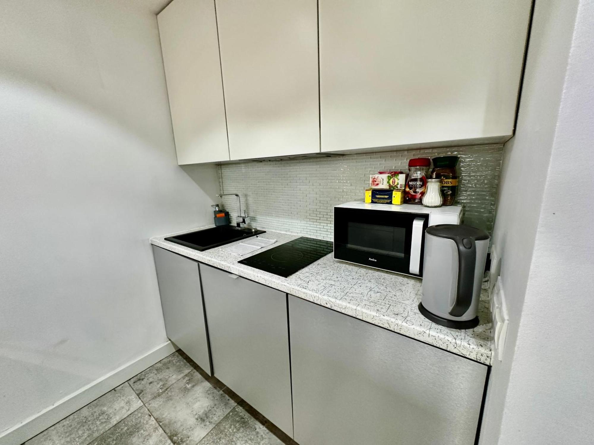 Palace 2 Wifi 600 Mbs 55'Tv Netflix Hbo 2Xmetro Appletv Warszawa Eksteriør billede