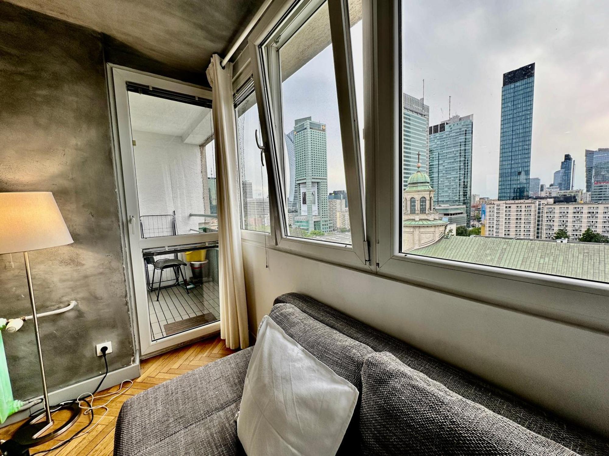 Palace 2 Wifi 600 Mbs 55'Tv Netflix Hbo 2Xmetro Appletv Warszawa Eksteriør billede